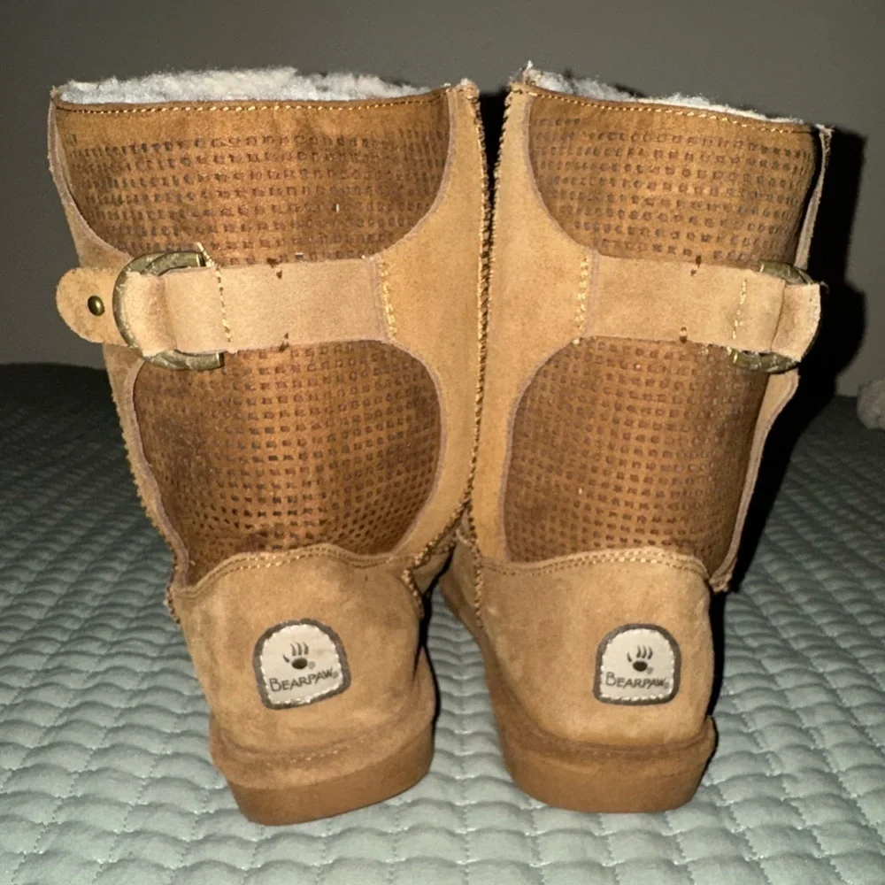 Bear Paw buckle back boots. Only worn twice. Size women’s 9